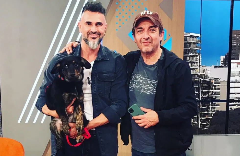 Ricardo Darín irrumpió en el programa de Leo Montero para ubicar a los dueños de un perro perdido.