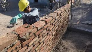 Casa propia en Mendoza: esto hay que ganar por mes para pedir un crédito de $8 millones para construir