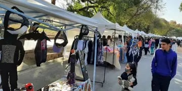 El parque general San Martín vuelve a recibir a la Feria de Diseño Libre