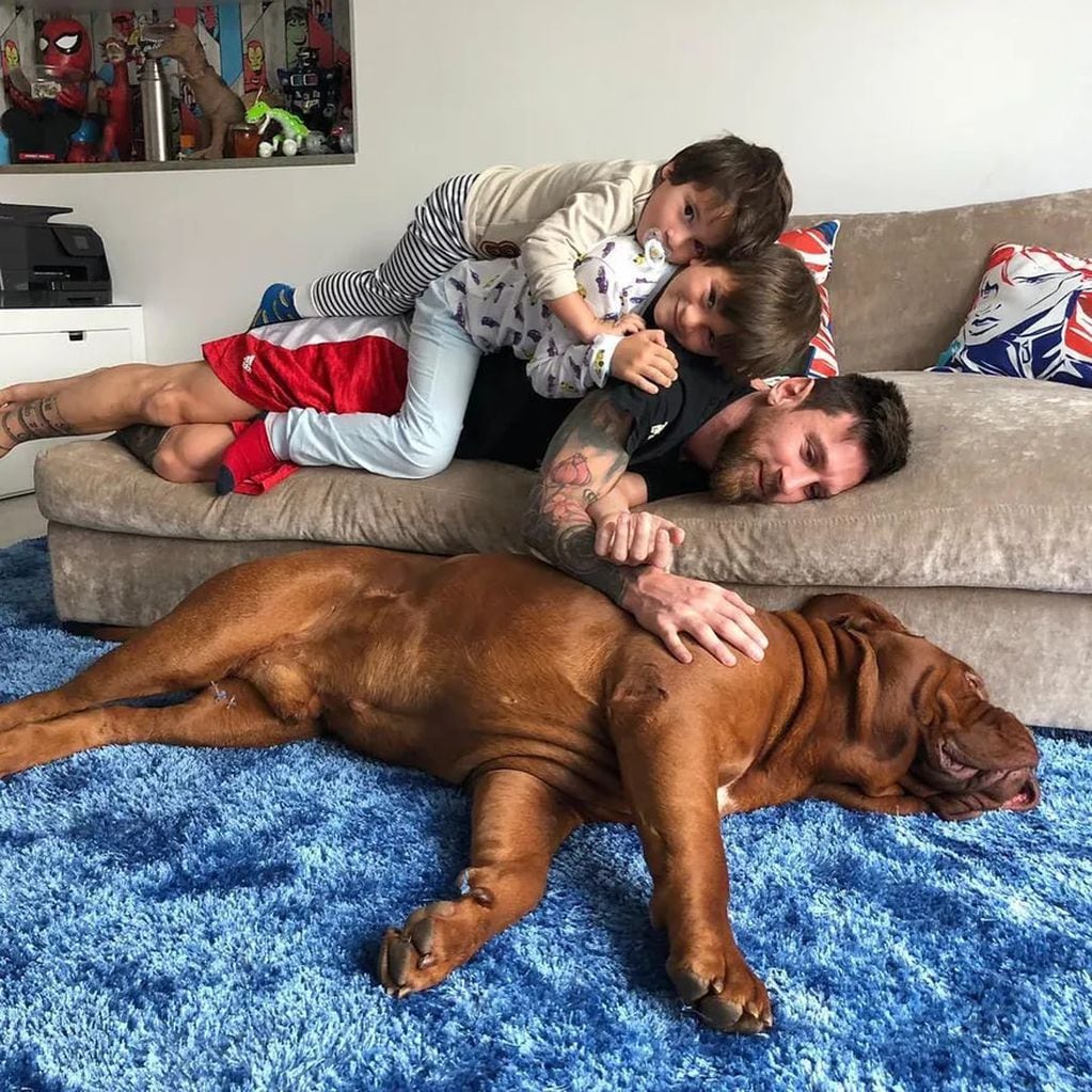 Leo Messi junto a sus hijos y Hulk. Foto: Instagram/@leomessi