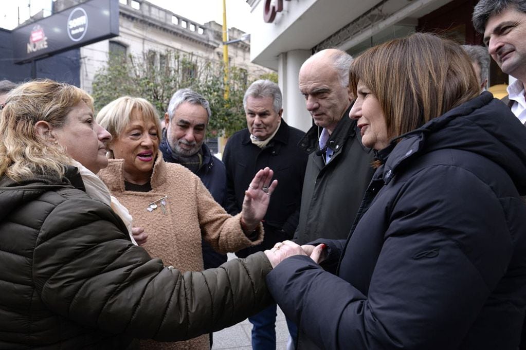 Patricia Bullrich recorrió Bahía Blanca junto a su precandidato a gobernador bonaerense, Néstor Grindetti (Foto: Prensa Patricia Bullrich)