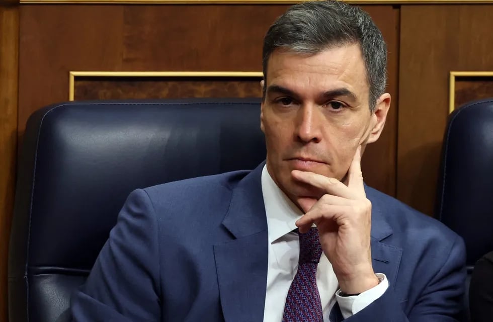 El presidente del Gobierno español, Pedro Sánchez, anunció este miércoles que evalúa dimitir - AFP
