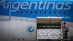 Llegan más de 818 mil dosis de la Sputnik V a Argentina