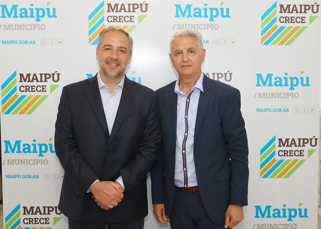 El intendente de Maipú, Matías Stevanato, inauguraron el auditorio Marciano Cantero  junto a la familia del artista