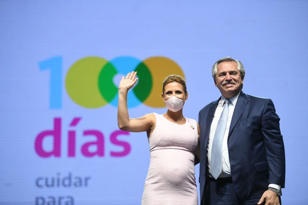 Fernández encabezó el acto de cierre de la celebración del año de aprobación de las leyes de interrupción voluntaria del embarazo y la de mil días.