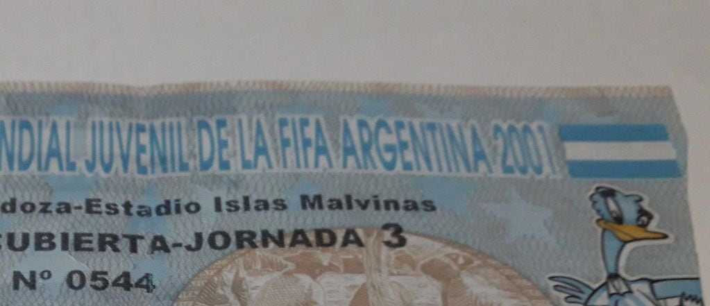 Mundial Sub20 en Argentina: en 2001, las entradas de los partidos en Mendoza decían “Estadio Islas Malvinas”. Foto: Twitter @jammza