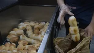 Los panaderos le atribuyen la suba a la inflación y los salarios. Archivo / Los Andes