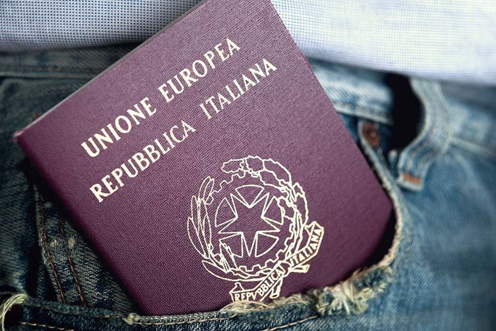 El trámite vía digital va a agilizar el proceso para obtener la ciudadanía italiana, ¿cuánto cuesta y quiénes pueden acceder?. Foto: Web