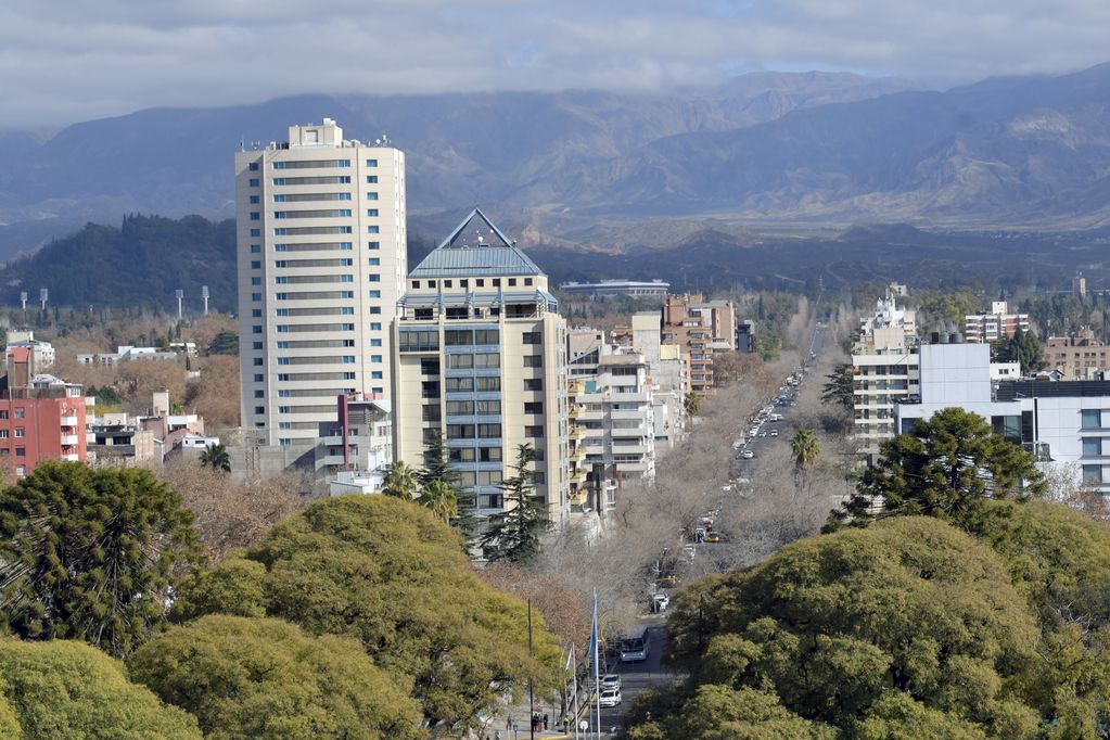 La oferta de alojamientos turísticos está en Gran Mendoza.

Foto: Orlando Pelichotti / Los Andes