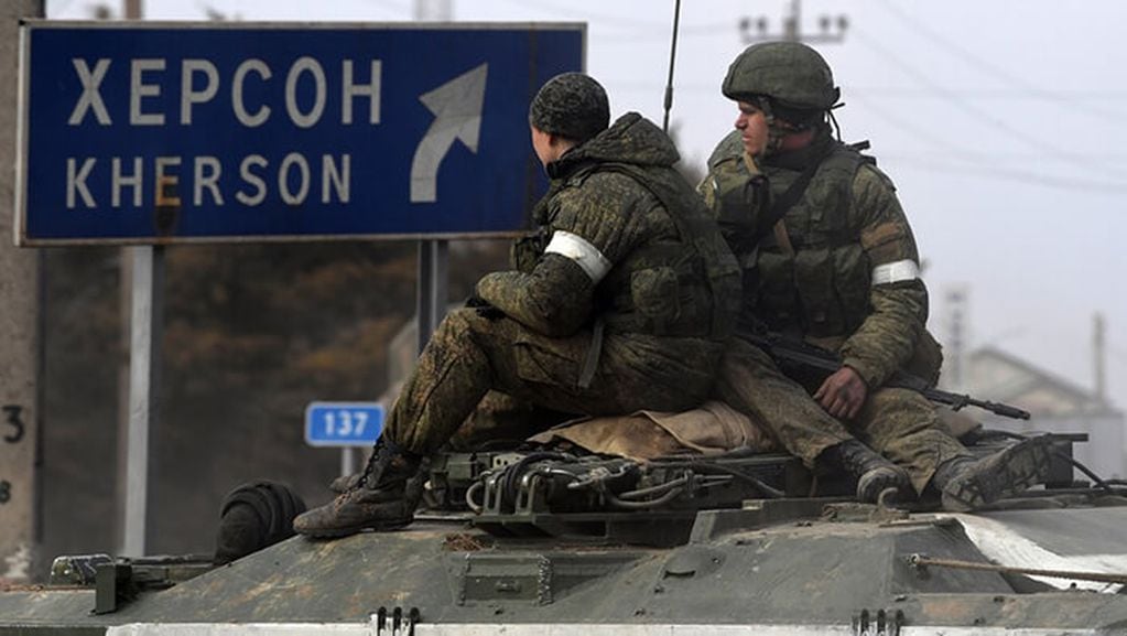 El ejército ruso en la ciudad de Jersón, Ucrania.