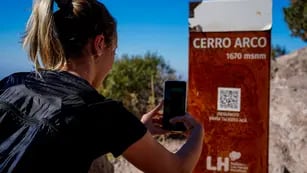 El Cerro Arco cuenta con nueva cartelería turística para los visitantes