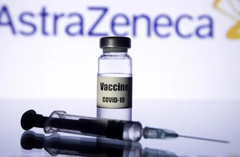 Argentina espera 900 mil dosis de la vacuna de AstraZeneca para las próximas dos semanas y se entusiasma con 3 millones para mayo.