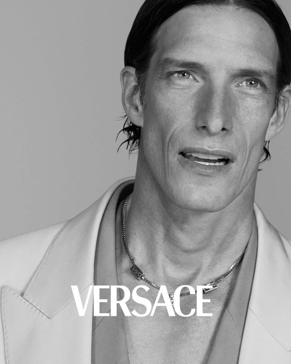 Iván de Pineda vuelve a Versace.