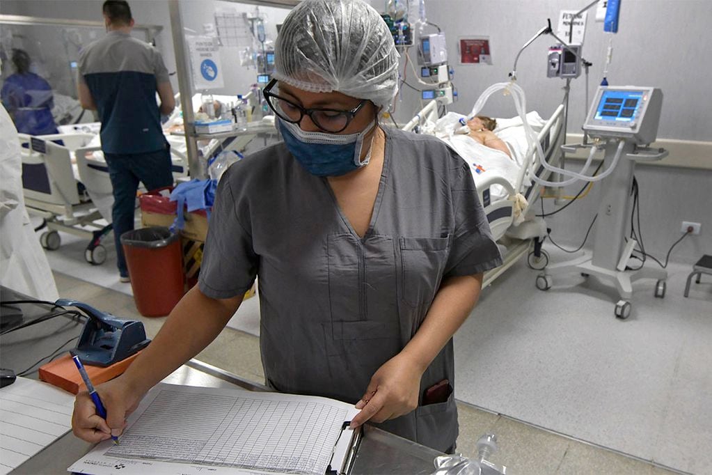 Mendoza tiene más enfermeros que la media del país y con más nivel profesional
Foto: Orlando Pelichotti