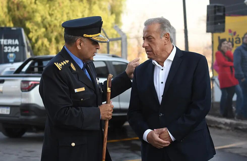 El Ministro de Seguridad Raul Levrino y Marcelo Calipo, Jefe de la Policia de Mendoza, asistirán a la Legislatura.
Foto: José Gutierrez / Los Andes