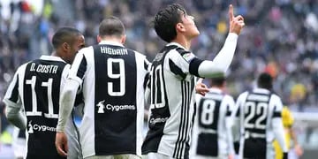 El punta de la Juventus anotó un doblete y lleva cuatro tantos en tres partidos, justo en la previa a Rusia. Higuaín desperdició un penal.