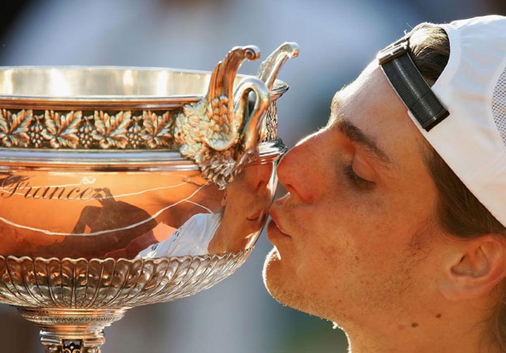 Gaudio le ganó a Coria la final de Roland Garros del 2004 y ascendió al quinto lugar del ránking. / Los Andes. 