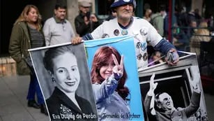 Fotos de Perón, Eva Perón y Cristina Kirchner