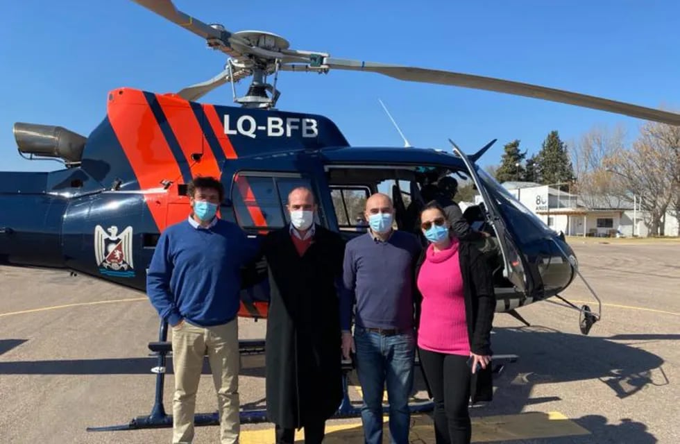 Grupo de medicos del Hospital Notti viajaron a San Rafael para atender a una paciente de un año de edad. / Prensa de Gobierno de Mendoza