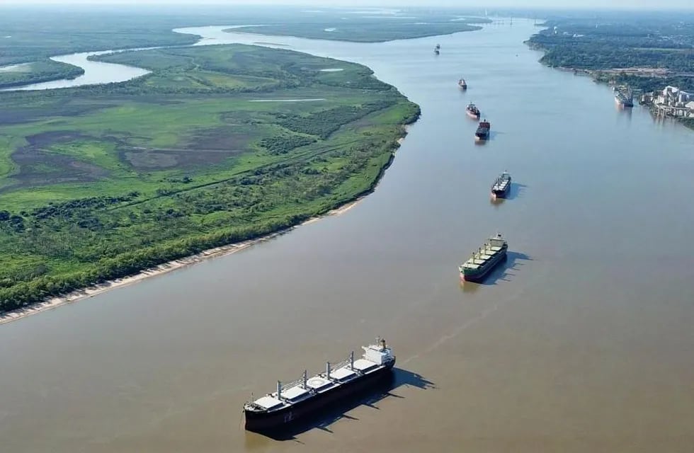 El gobierno nacional tomará el control de la hidrovía Paraguay Paraná durante un año.