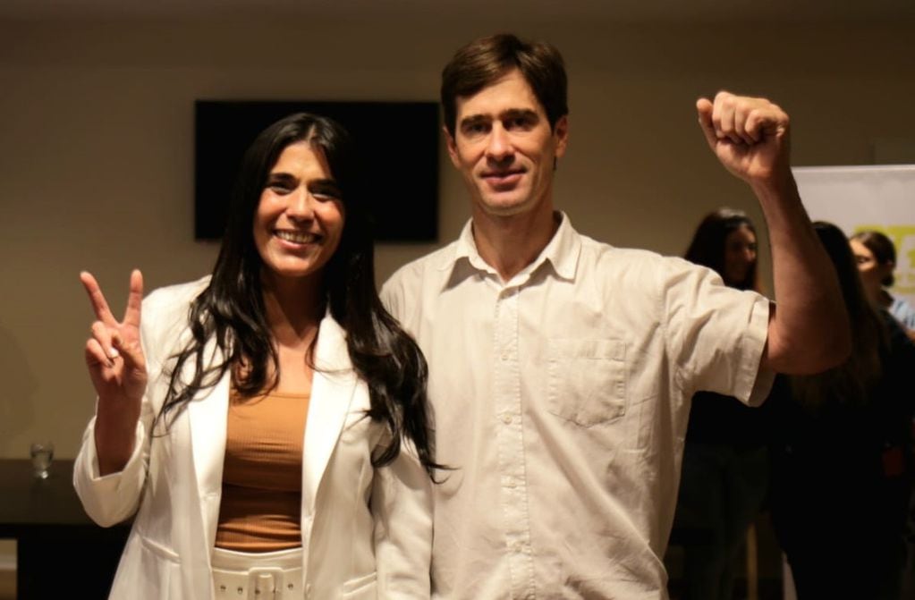 Lorena Martin y Nicolás Guillén, los precandidatos de Rearmemos Mendoza. Foto: Gentileza