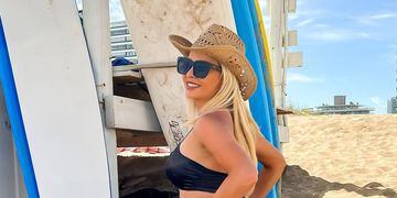 Alejandra Maglietti enamora con bikinis ardientes desde Punta del Este