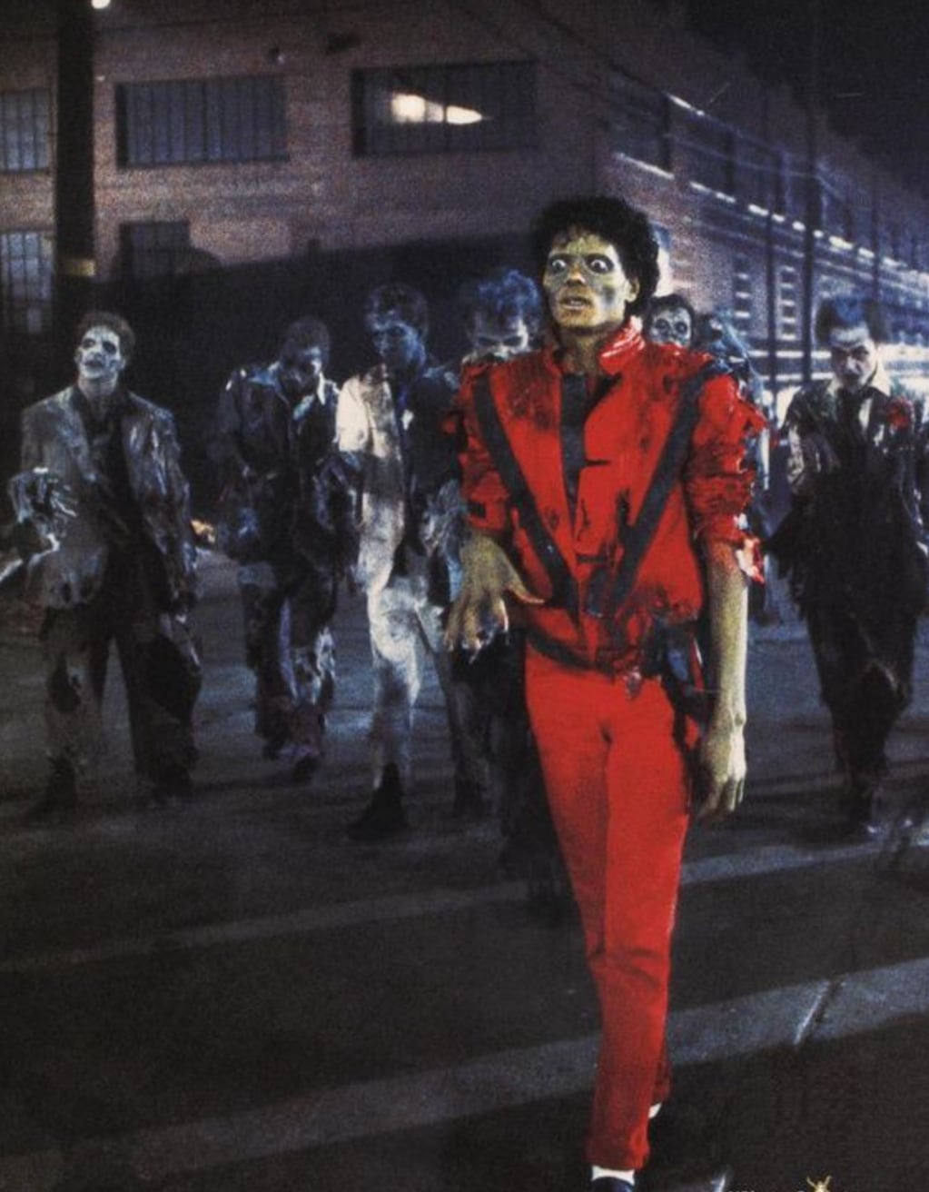Vestuarios y maquillaje fueron parte del asombro que generó "Thriller".