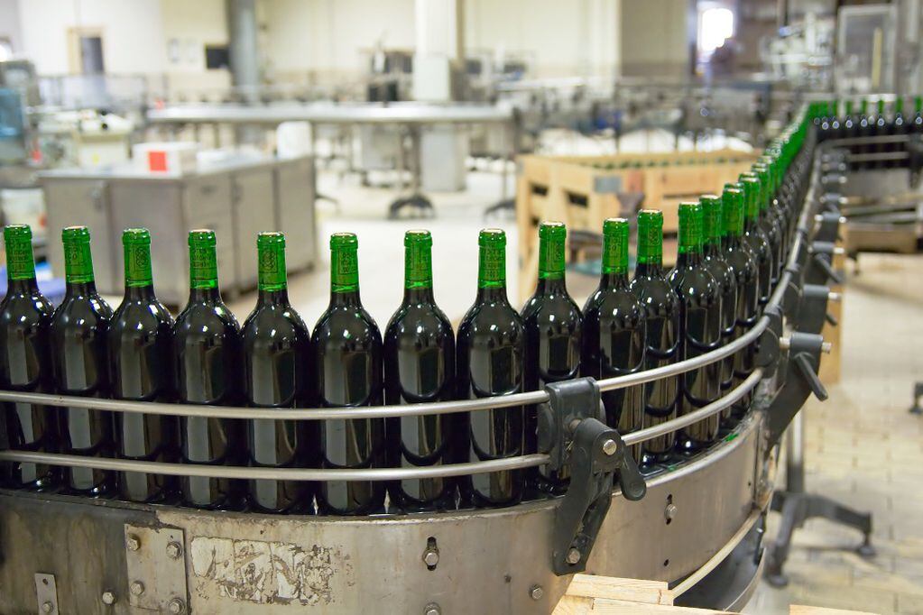 En un año se exportaron alrededor de 115/120 millones de litros de vino.