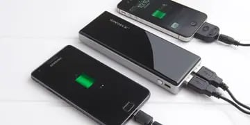 La creciente necesidad de tener mayor autonomía en los teléfonos móviles hizo crecer el mercado de las baterías pero ¿son realmente buenas?