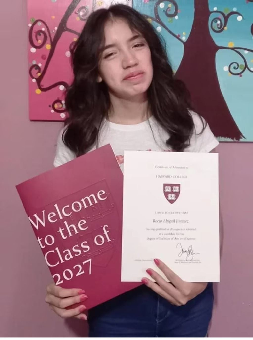 "Fui aceptada en Harvard University como parte de la clase de 2027, en donde voy a realizar mi carrera de grado", contó emocionada Rocío. Gentileza: Los Primeros. 