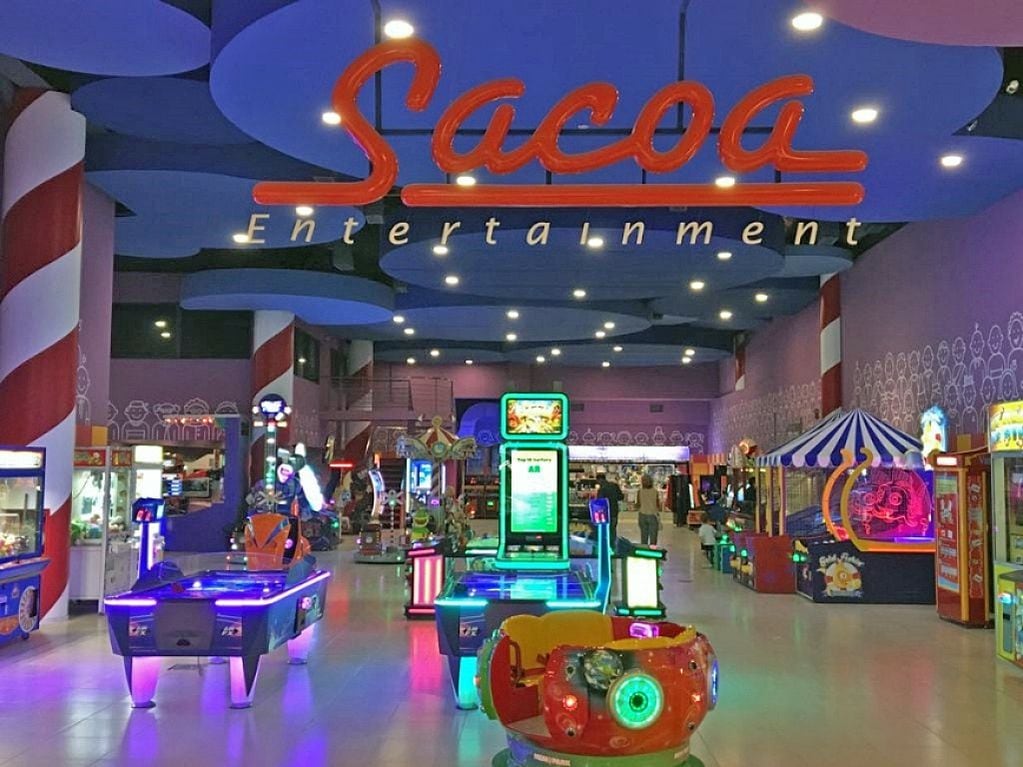 Sacoa es una empresa Argentina pionera en centros de entretenimiento familiar, originaria de Mar del Plata.