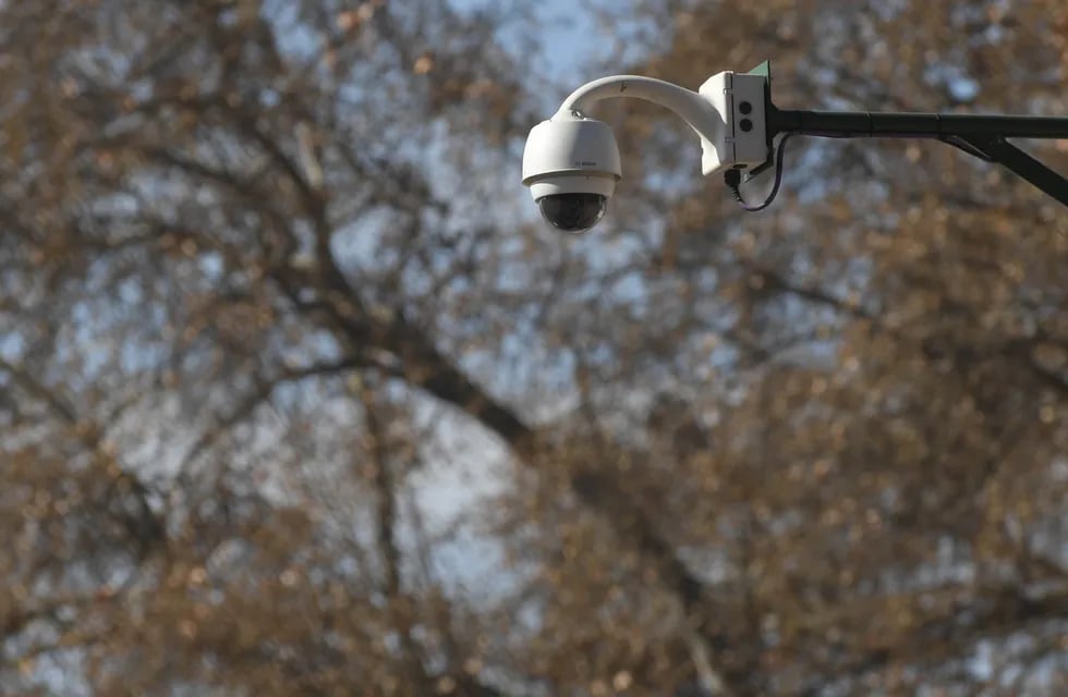 InfoDatos - Más de 1.300 cámaras “vigilan” a los mendocinos
