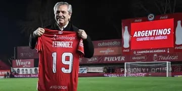  El presidente de la Nación, Alberto Fernández, nunca ocultó su fanatismo por Argentinos Juniors. / Gentileza. 