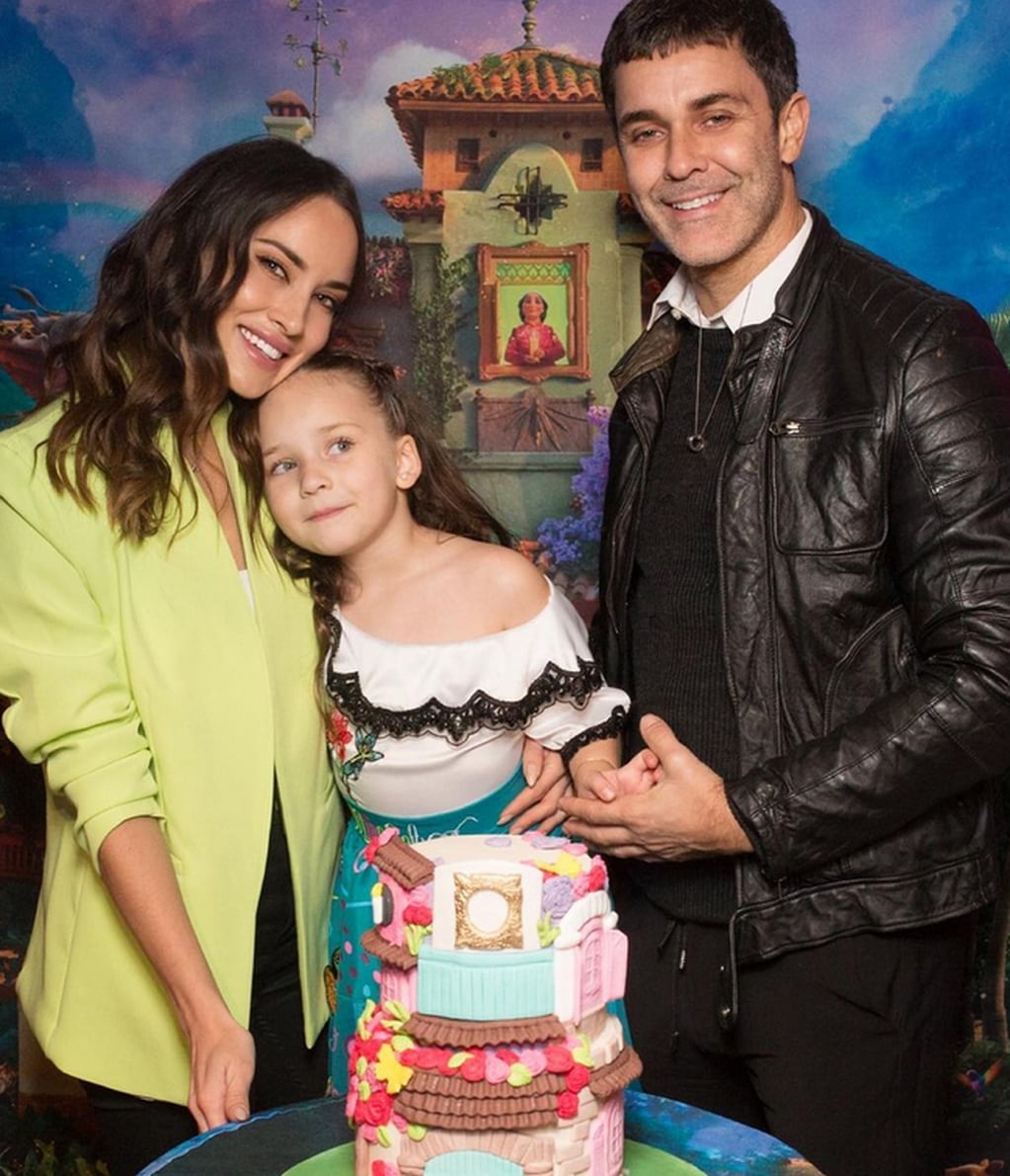 Camila Cavallo y Mariano Martínez festejaron el cumpleaños de su hija, Alma.