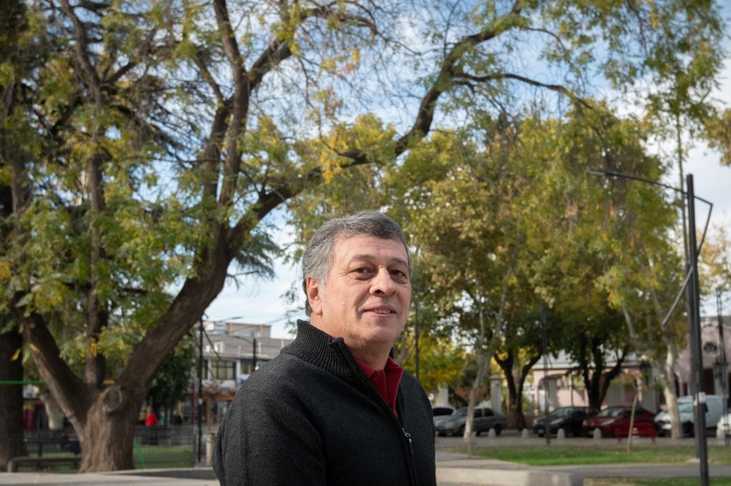 Retrato del intendente del departamento de Las Heras Daniel Orozco 

Foto: Ignacio Blanco / Los Andes 