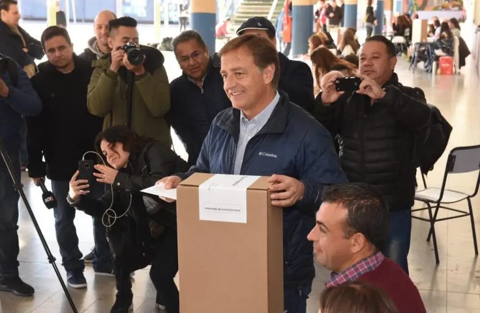 Rodolfo Suarez durante la votación de las elecciones PASO 2019. / archivo