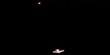 Las fotografías del OVNI persiguiendo a un avión en Salta
