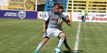 El Celeste ganaba con dos goles de Nicolás Gatto, pero en el segundo tiempo los puntanos reaccionaron e igualaron el partido.