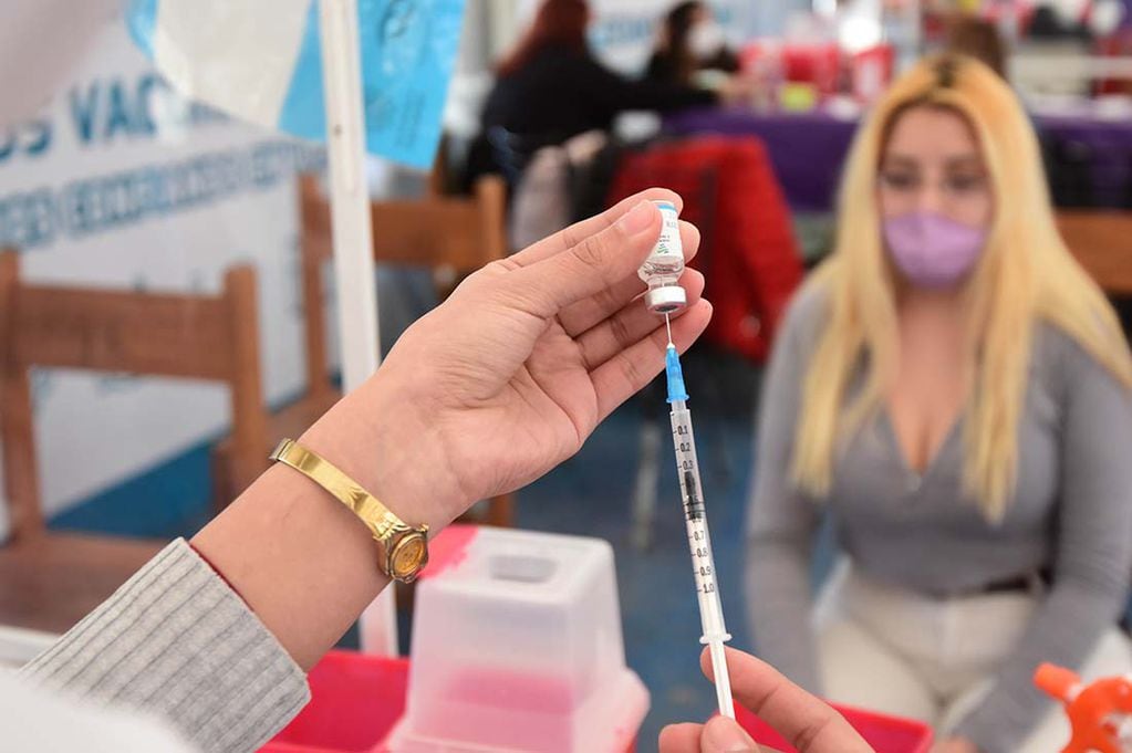 Se aplicaron hasta ahora 30.230.385 vacunas en el país - 