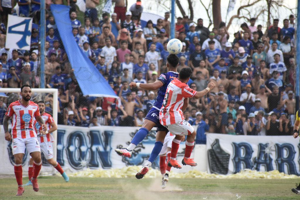 Atlético Club San Martín eliminó a Unión d de Villa Krause y se metió en la gran final del Regional Amateur. / Gentileza: Prensa ACSM.
