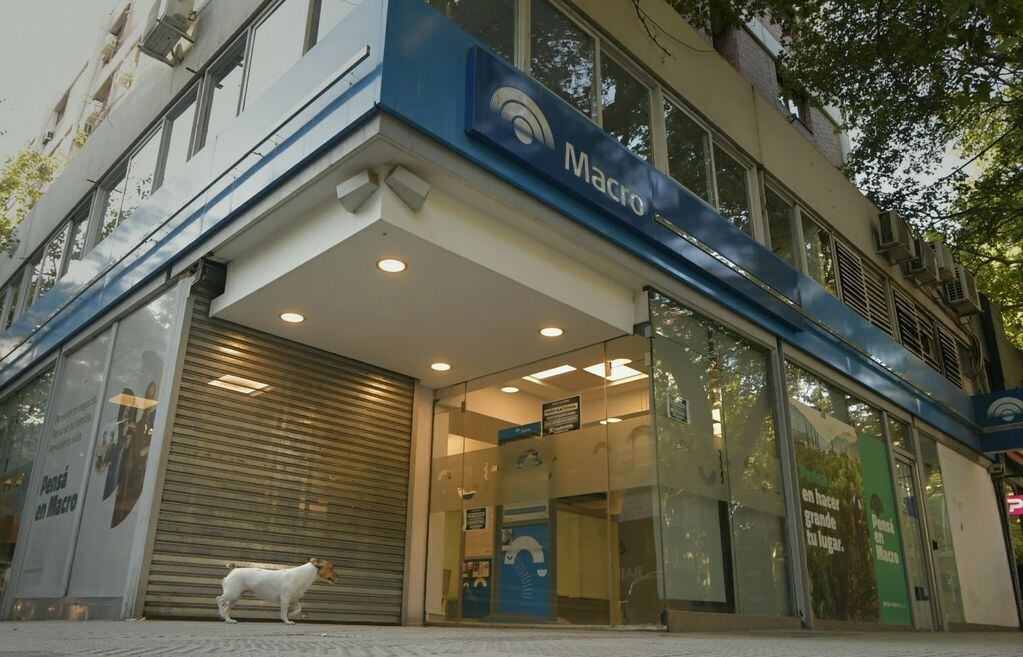 Paro bancario en Mendoza (Orlando Pelichotti / Los Andes)