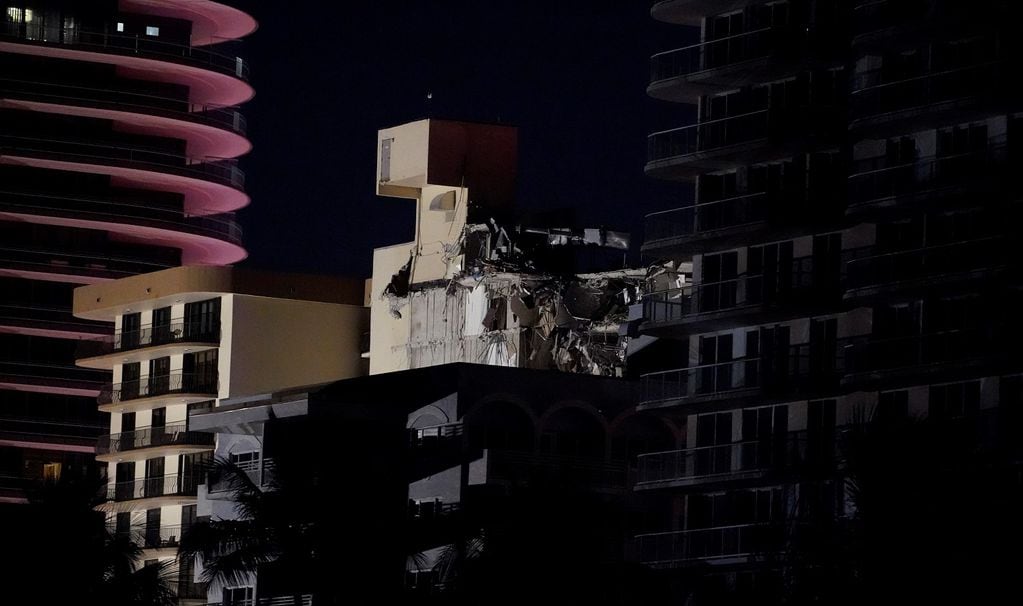 Derrumbe de edificio en Miami, Estados Unidos - 