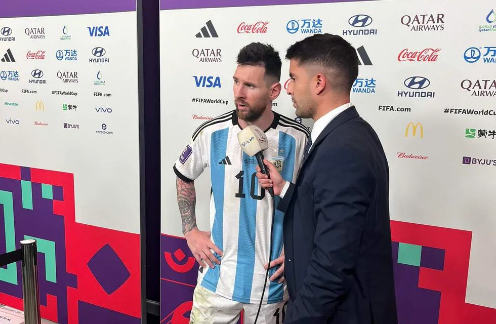 Messi en la entrevista con TyC Sports, en la que le dijo "bobo" al jugador de Países Bajos. (Twitter Gastón Edul).