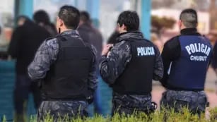 “Piquetero ten cuidado, a tu villa entraré”: el polémico canto de la Policía de Chubut que se viralizó