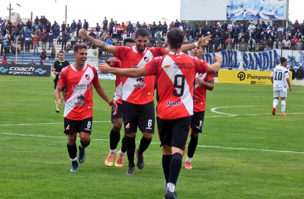 Deportivo Maipú sigue en alza y se llevó tres puntos vitales de su visita a Brown, en Puerto Madryn. (Prensa Deportivo Maipú)