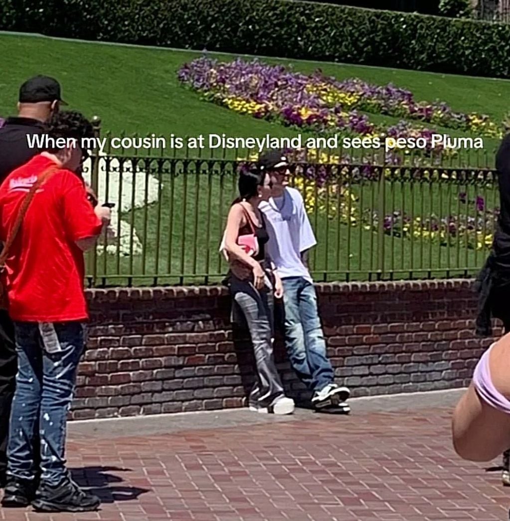 Nicki Nicole y Peso Pluma juntos en Disney