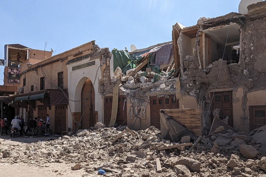 Un potente e inusual terremoto que sacudió Marruecos el viernes por la noche dejó más de mil muertos y cientos edificios dañados desde la histórica ciudad de Marrakech hasta localidades en la cordillera del Atlas. / Foto: EFE 