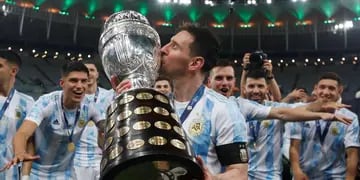 Messi besa la Copa América