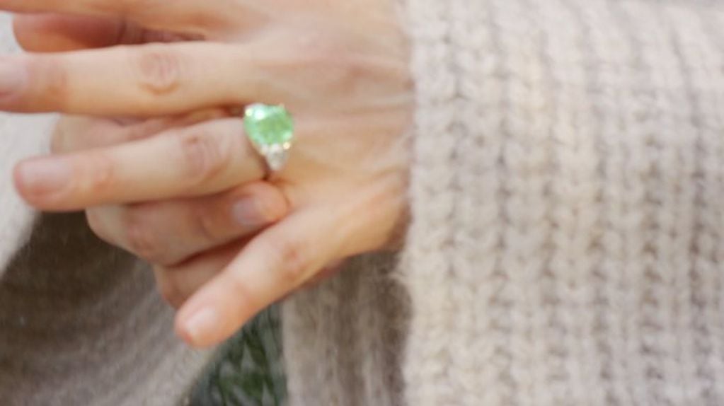 Jennifer López mostró su anillo de compromiso