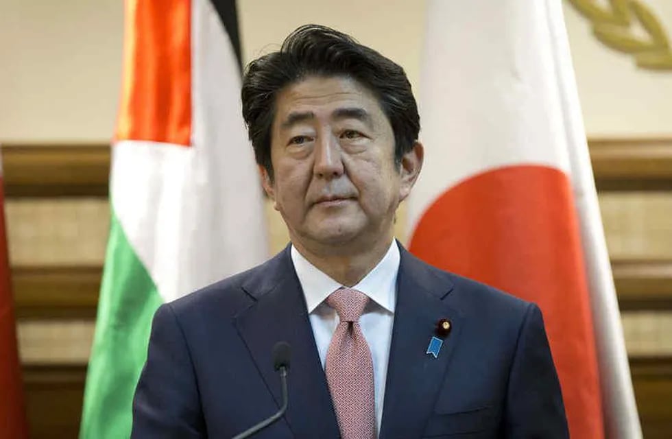 Shinzo Abe fue asesinado mientras daba un discurso de campaña. (AP / Archivo).